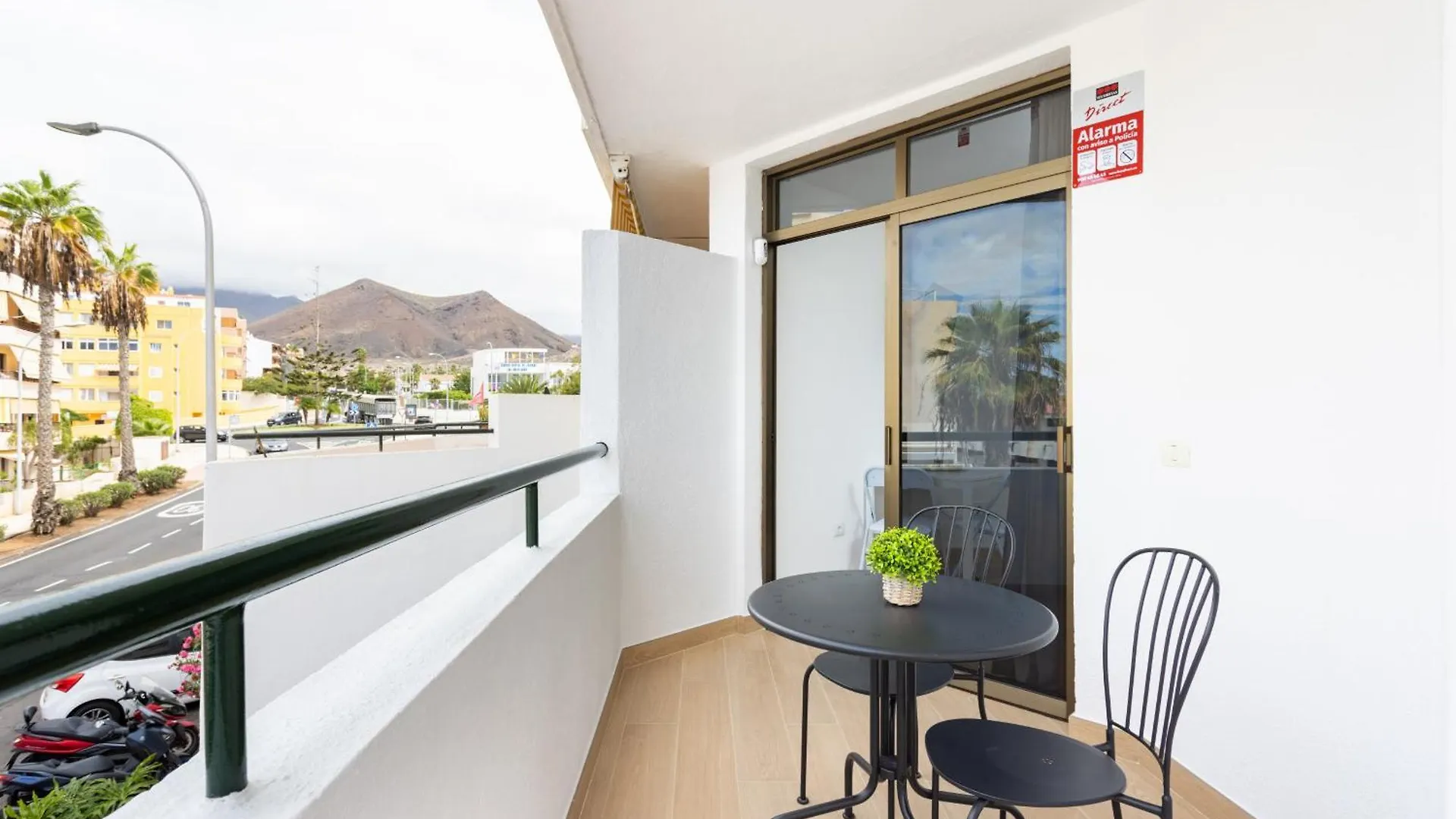 Ocean View & Pool Los Cristianos Summerland 0*, Los Cristianos (Tenerife) Spain